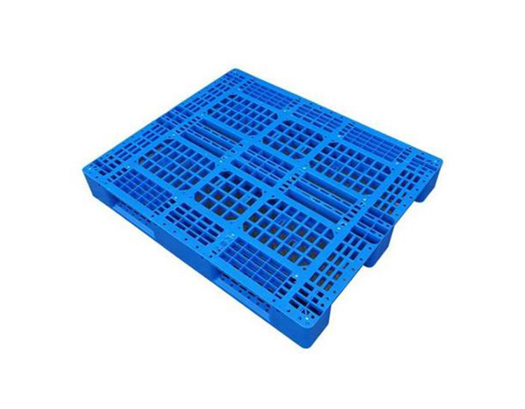 Plastic Trays