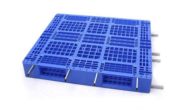 Plastic Trays