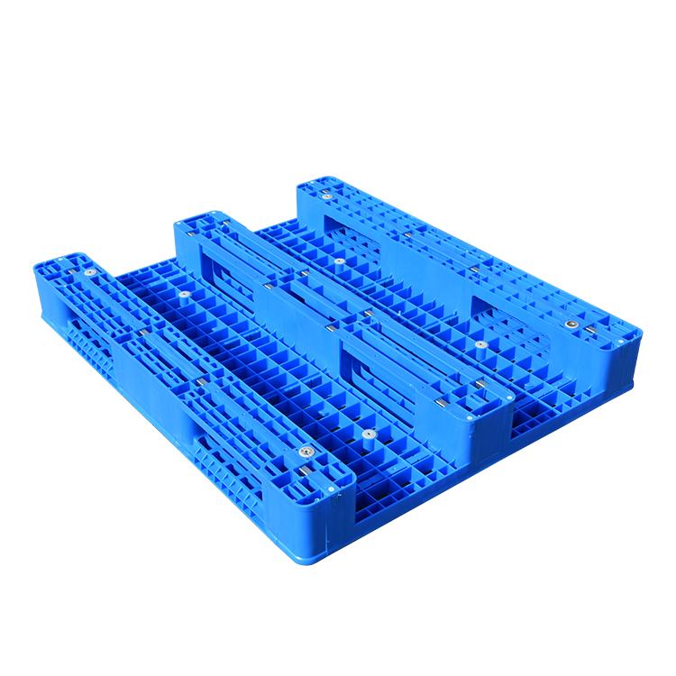 Plastic Trays