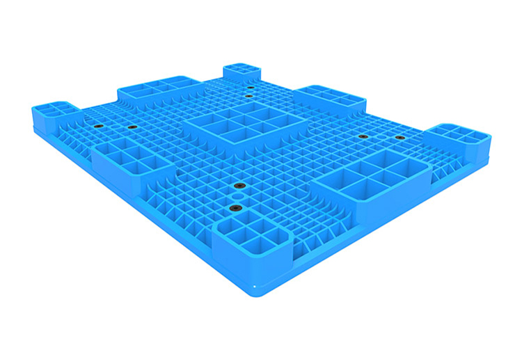 Plastic Pallets for Easy Transport and Storage